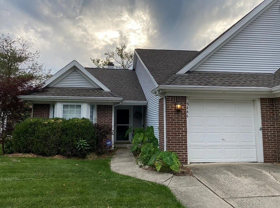 8446 Viburnum Ct in Indianapolis, IN - Building Photo