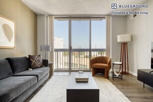 4835 Cordell Ave, Unit SI FL7-ID597 in Bethesda, MD - Building Photo