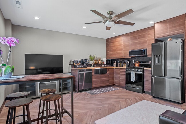 5011 Charmwood Dr in Rapid City, SD - Foto de edificio - Building Photo