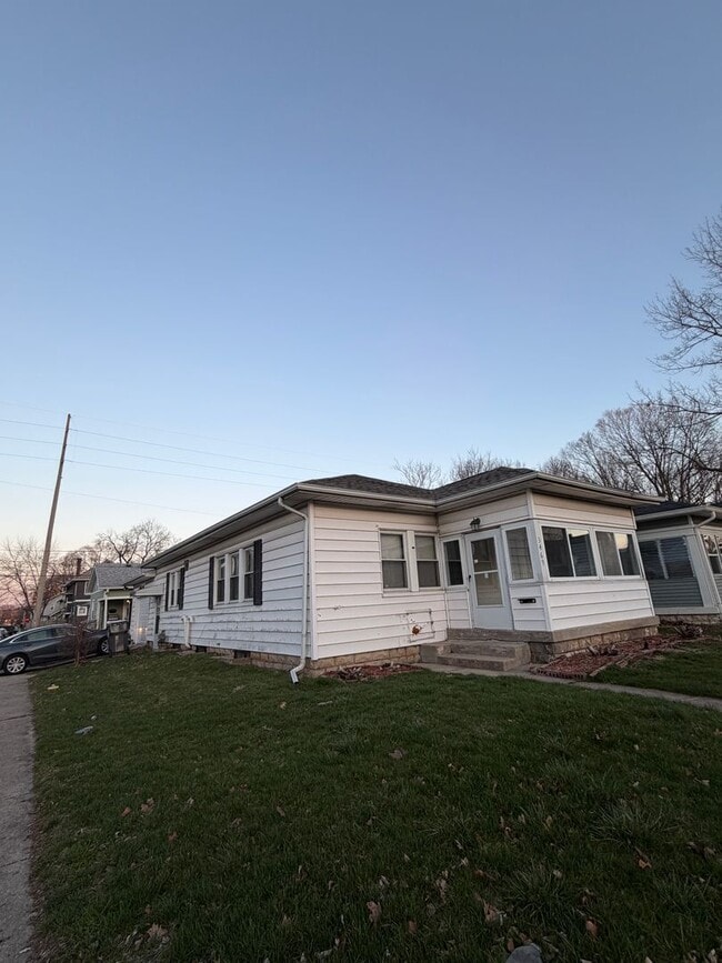 property at 3469 Graceland Ave