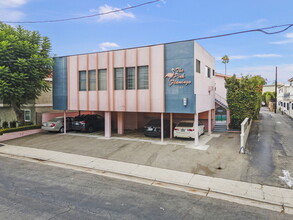 11143 Aqua Vista St in North Hollywood, CA - Building Photo - Primary Photo