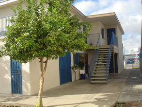 943 Grand Ave in Spring Valley, CA - Building Photo - Other