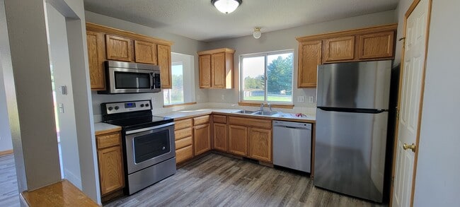 2165 Copper Wynd Dr in Pleasant Hill, IA - Foto de edificio - Building Photo