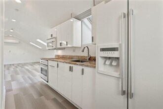 7700 N Lamar Blvd in Austin, TX - Building Photo - Building Photo