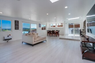 9442 Seltzer Ct in San Diego, CA - Building Photo - Building Photo