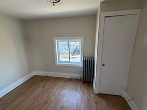 321 S M.L.K. Jr Ave in Waukegan, IL - Building Photo - Building Photo