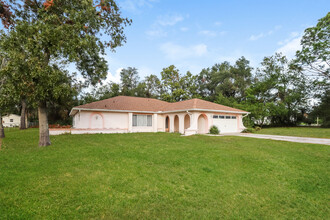 13411 Whitmarsh St in Spring Hill, FL - Building Photo - Building Photo