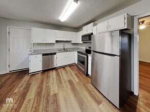 421 Cabriolet Ct in Mcdonough, GA - Building Photo - Building Photo