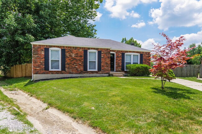 8209 Chickering Way in Louisville, KY - Building Photo - Building Photo