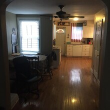 5831 Woodcrest Ave in Philadelphia, PA - Building Photo - Building Photo