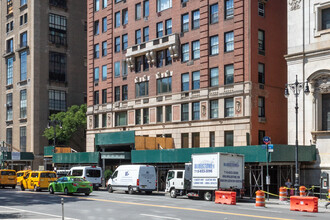 Seventy Five Central Park West in New York, NY - Building Photo - Building Photo