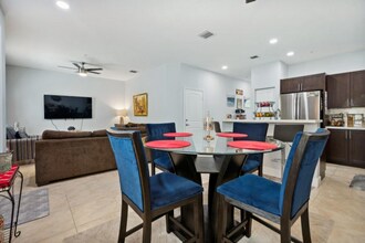 148 SW 7th Ct in Pompano Beach, FL - Foto de edificio - Building Photo