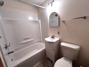 2213 Philo Rd, Unit 1 in Urbana, IL - Building Photo - Building Photo