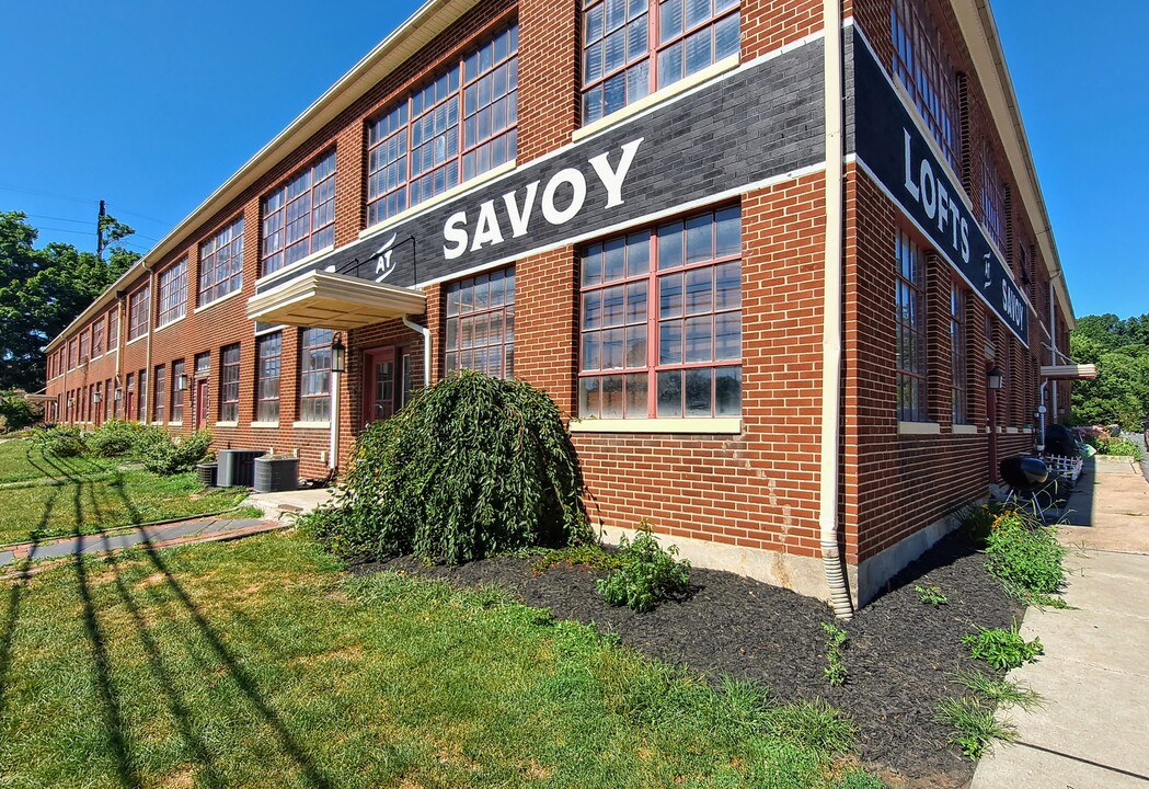 DC7 Lofts at Savoy in Elizabethtown, PA - Foto de edificio