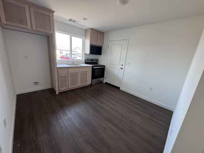 property at 810 Byron Bay Dr