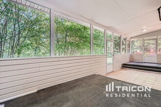 713 Forestglen Dr in Mcdonough, GA - Building Photo - Building Photo