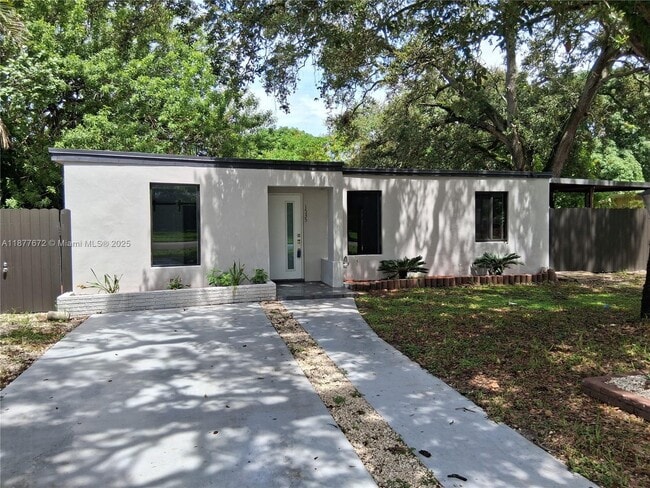 property at 1535 NE 139th St