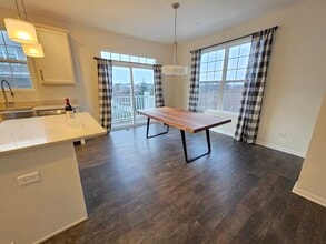 4449 Monroe Ct in Naperville, IL - Building Photo - Building Photo