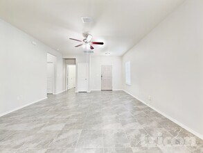 125 Buttercup Bnd in New Braunfels, TX - Building Photo - Building Photo