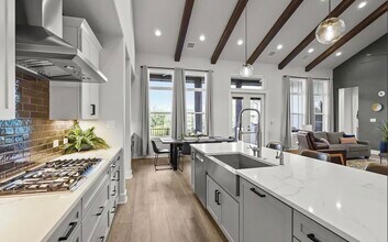 1032 Clear Water Cyn in Helotes, TX - Building Photo - Building Photo