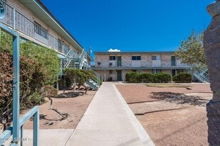 700 California Ave, Unit 03