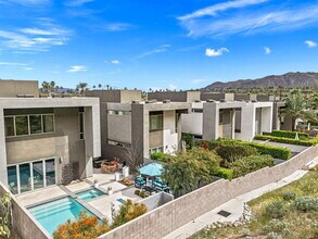 1201 Surrey Ln in Palm Springs, CA - Building Photo - Building Photo