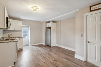 212 S Willow St in Kennett Square, PA - Building Photo - Building Photo