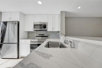 55 SW 3rd St in Pompano Beach, FL - Building Photo - Building Photo