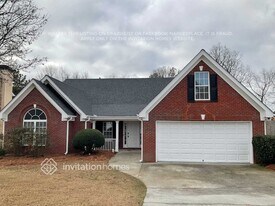 3325 Wellbrook Dr in Loganville, GA - Building Photo