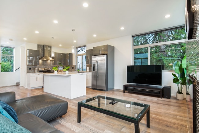 1724 NW 64th St in Seattle, WA - Building Photo - Building Photo