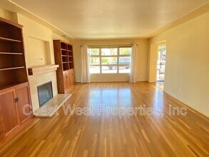 4372 Argos Dr in San Diego, CA - Building Photo - Building Photo
