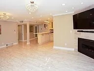 14990 Victory Blvd in Los Angeles, CA - Building Photo - Building Photo