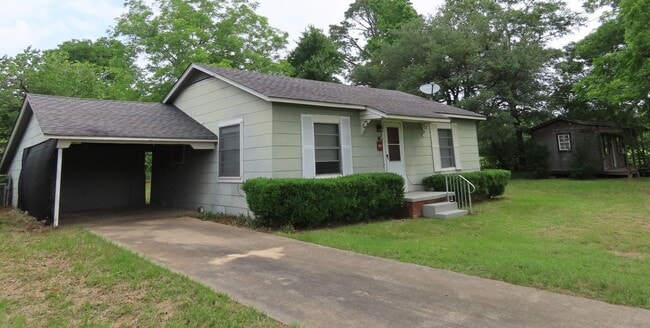 103 School St in Arp, TX - Building Photo - Building Photo