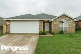 1011 Woodall Dr