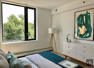 Stunning 1 bedroom in Riverdale in Bronx, NY - Foto de edificio - Building Photo