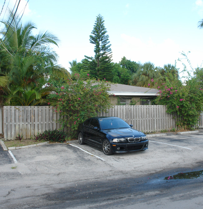 Medallion Villas in Fort Lauderdale, FL - Foto de edificio - Building Photo