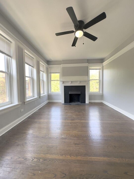 1251 W Rosemont Ave in Chicago, IL - Building Photo