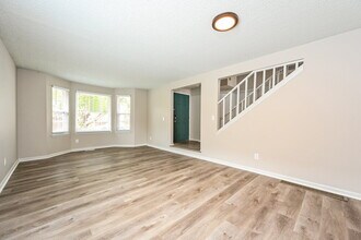 7572 Dawn Dr in Littleton, CO - Building Photo - Building Photo