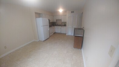 1722 Donlee Dr, Unit 1722 in Blacksburg, VA - Foto de edificio - Building Photo