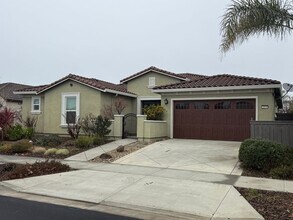 2379 Marston Dr in Woodland, CA - Building Photo - Building Photo