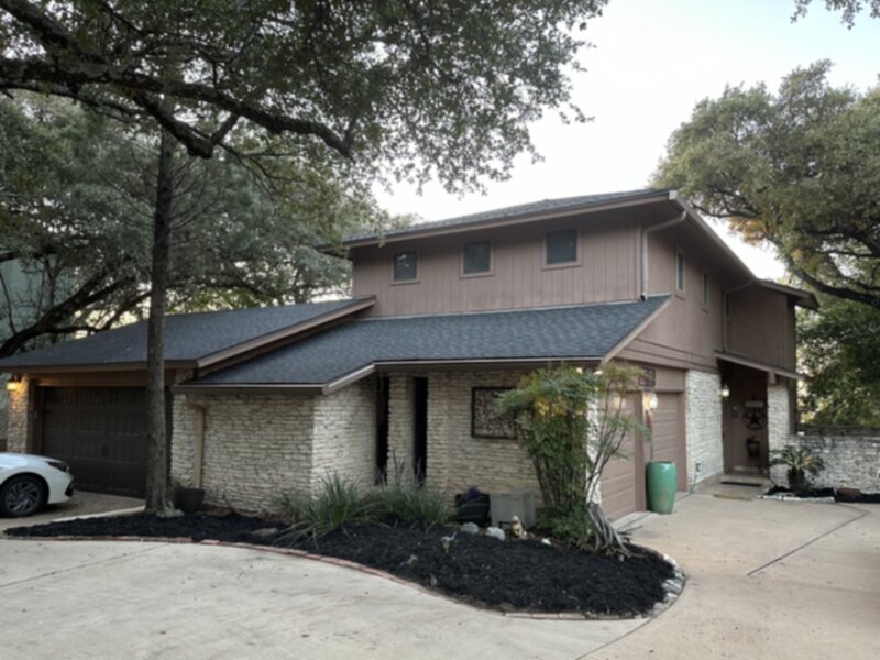 9106 Rockcrest Cir in Austin, TX - Building Photo