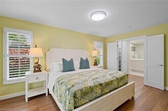 2218 Kings Lake Blvd in Naples, FL - Building Photo - Building Photo