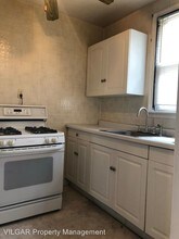 4013 Melville Ave in East Chicago, IN - Building Photo - Building Photo