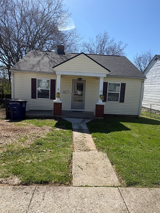 property at 624 Addison Ave