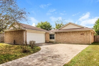 1435 Willersley Ln in Channelview, TX - Building Photo - Building Photo