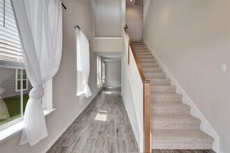 1105 Burin Dr in Georgetown, TX - Foto de edificio - Building Photo