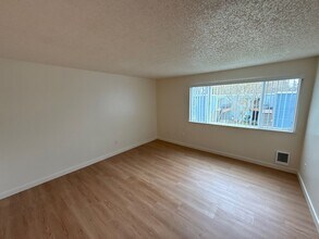 271 Senate St NW in Salem, OR - Building Photo - Building Photo