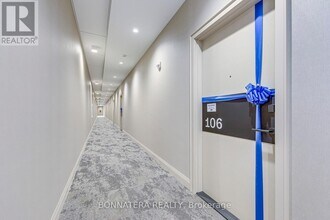 3250 Carding Mill Trail in Oakville, ON - Building Photo - Building Photo