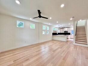 1403 Cometa St in Austin, TX - Building Photo - Building Photo