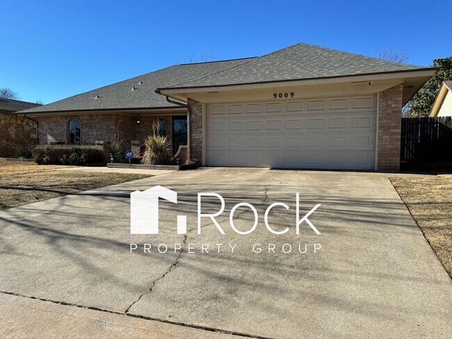 9009 Rolling Green Ave in Oklahoma City, OK - Building Photo - Building Photo